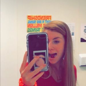 Meet your Posher, Emily